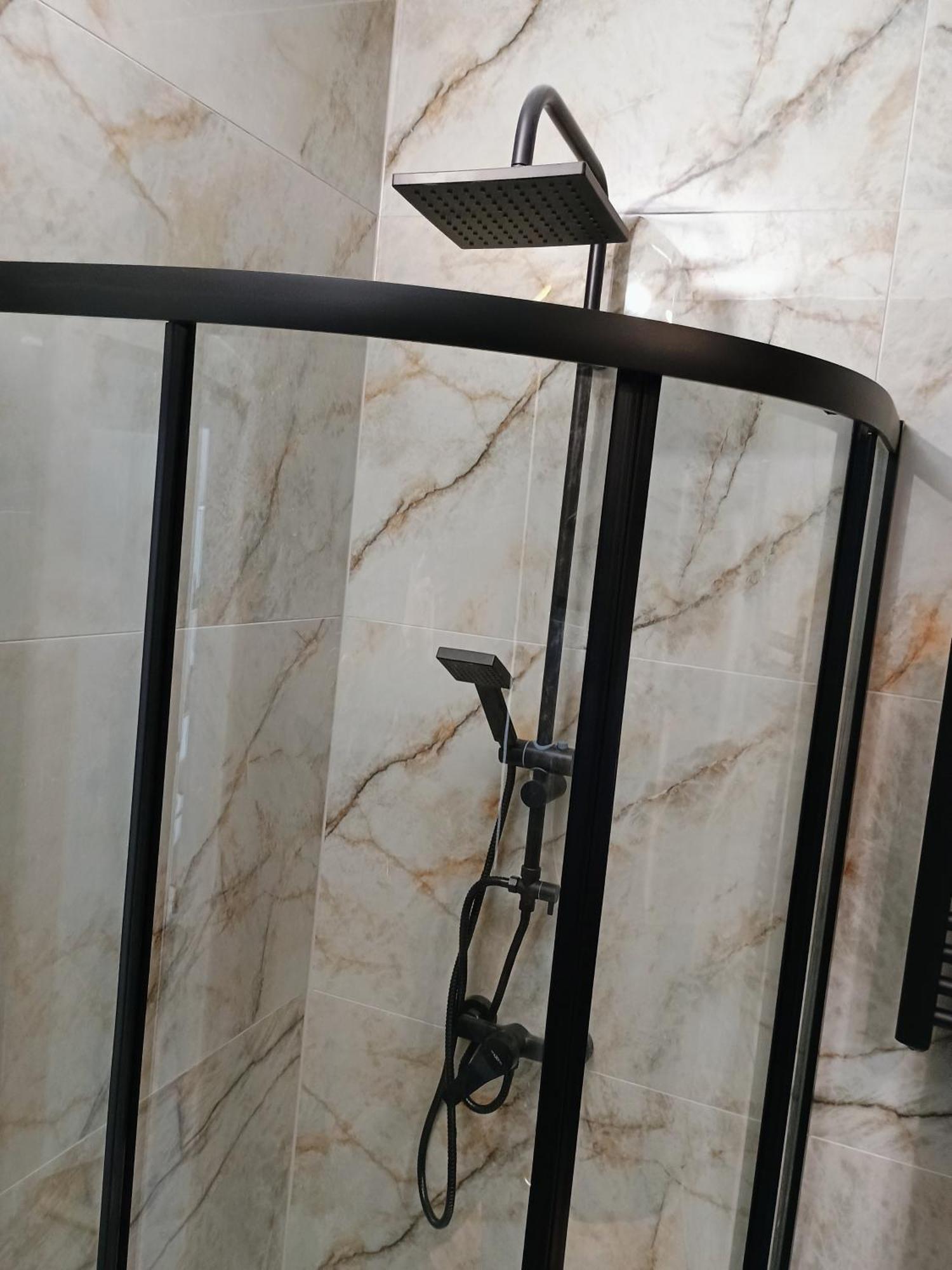 Apartament Em Krosno Luaran gambar