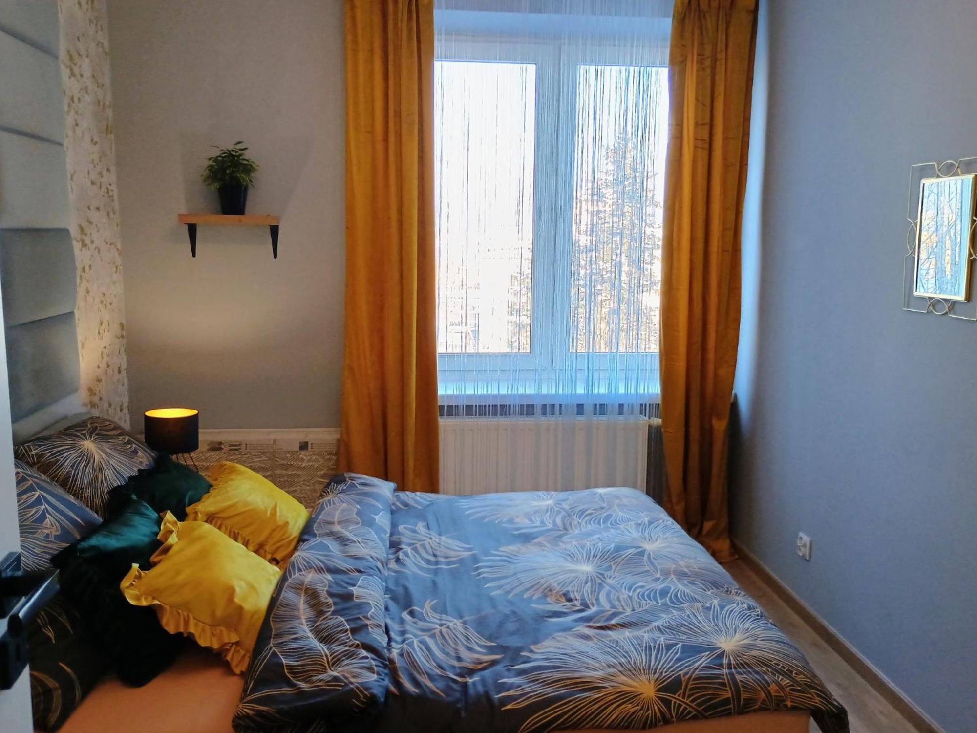 Apartament Em Krosno Luaran gambar